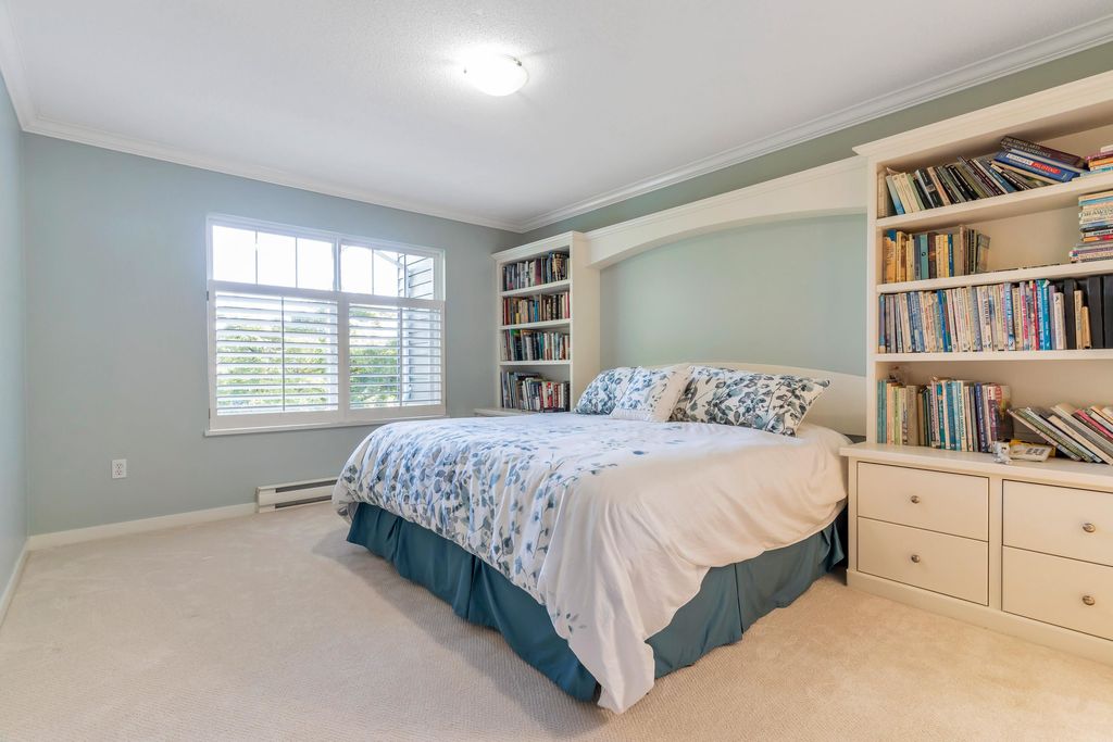 listing image 1100235177724101520