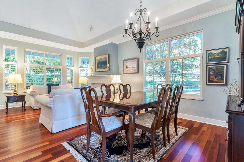 listing image 1108008729332519760