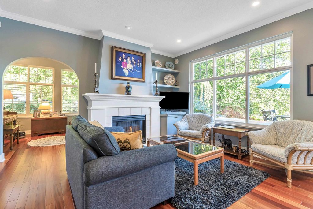 listing image 1103823050977124412