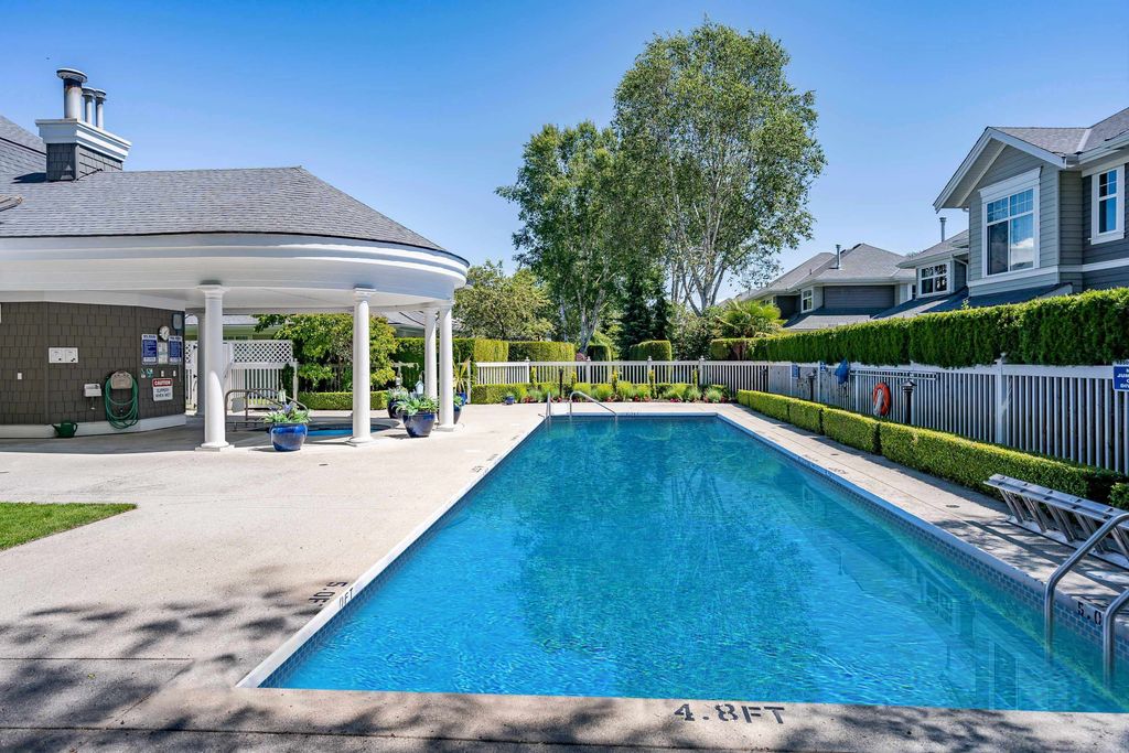 listing image 1105858309199803131