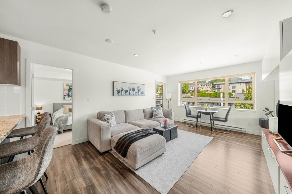 listing image 1108641516094708787