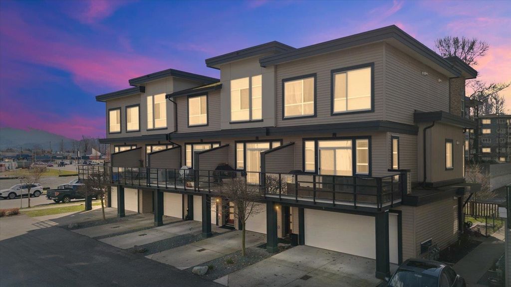 Photo of 8413 Midtown Way #5, Chilliwack, BC V2P 0G7 (MLS # R3100177)