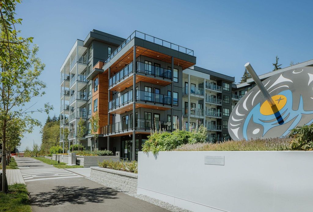 listing image 1101012249371616333