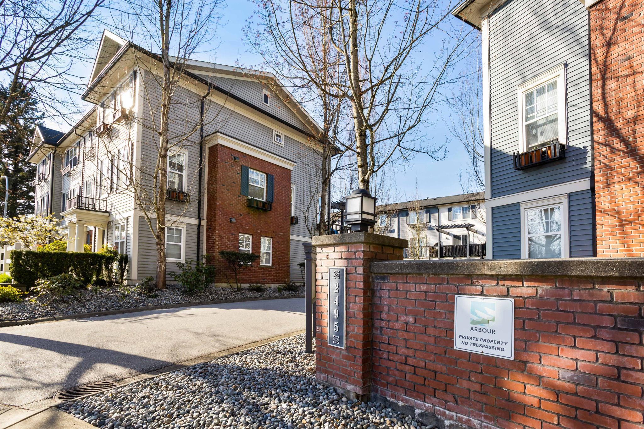 2495 Davies Avenue 25