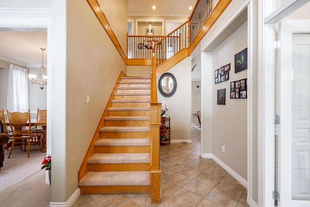 Photo of 13053 96a Avenue, Surrey, BC V3T 5N3 (MLS # R3172183)