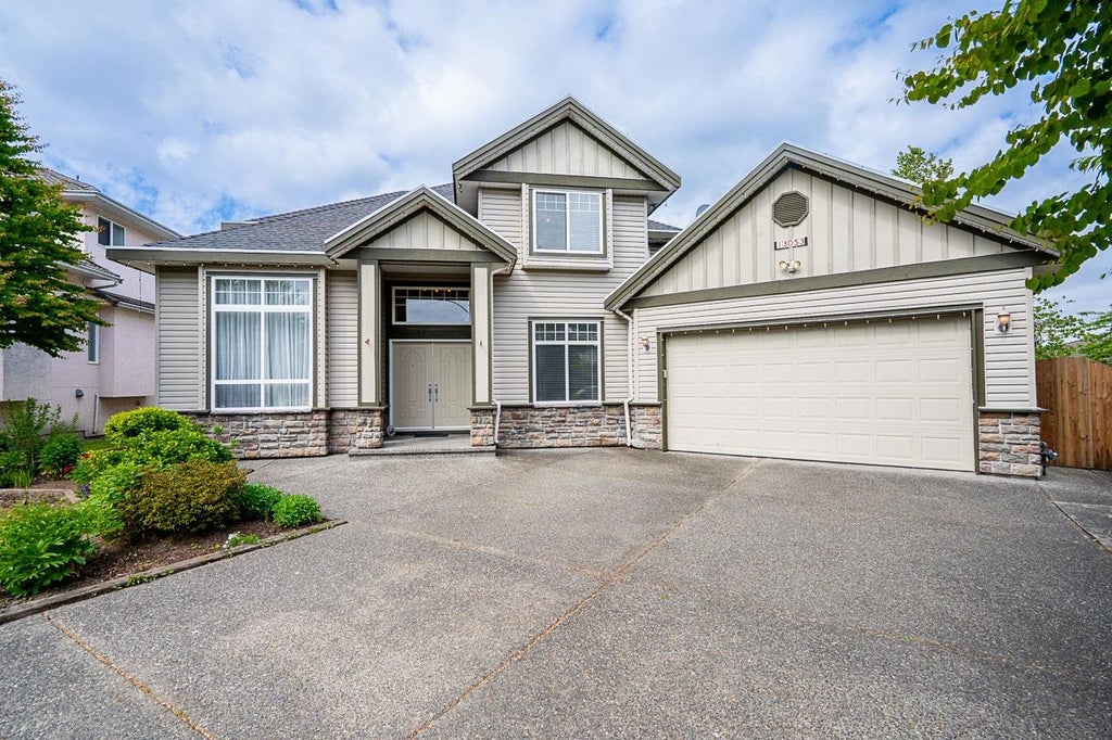 Photo of 13053 96a Avenue, Surrey, BC V3T 5N3 (MLS # R3172183)