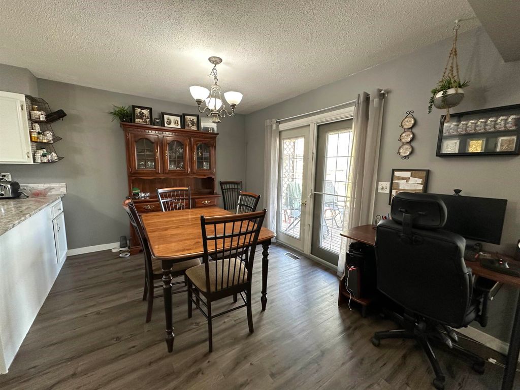 listing image 1100350940973008307