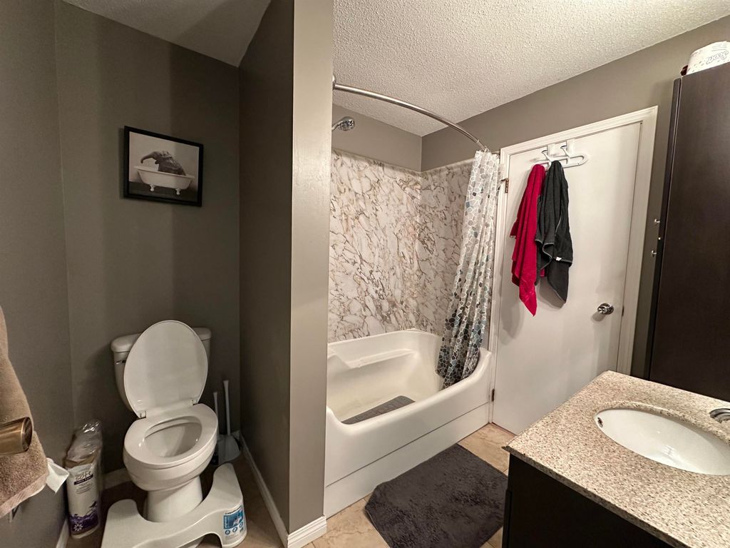 listing image 1108130305514673457