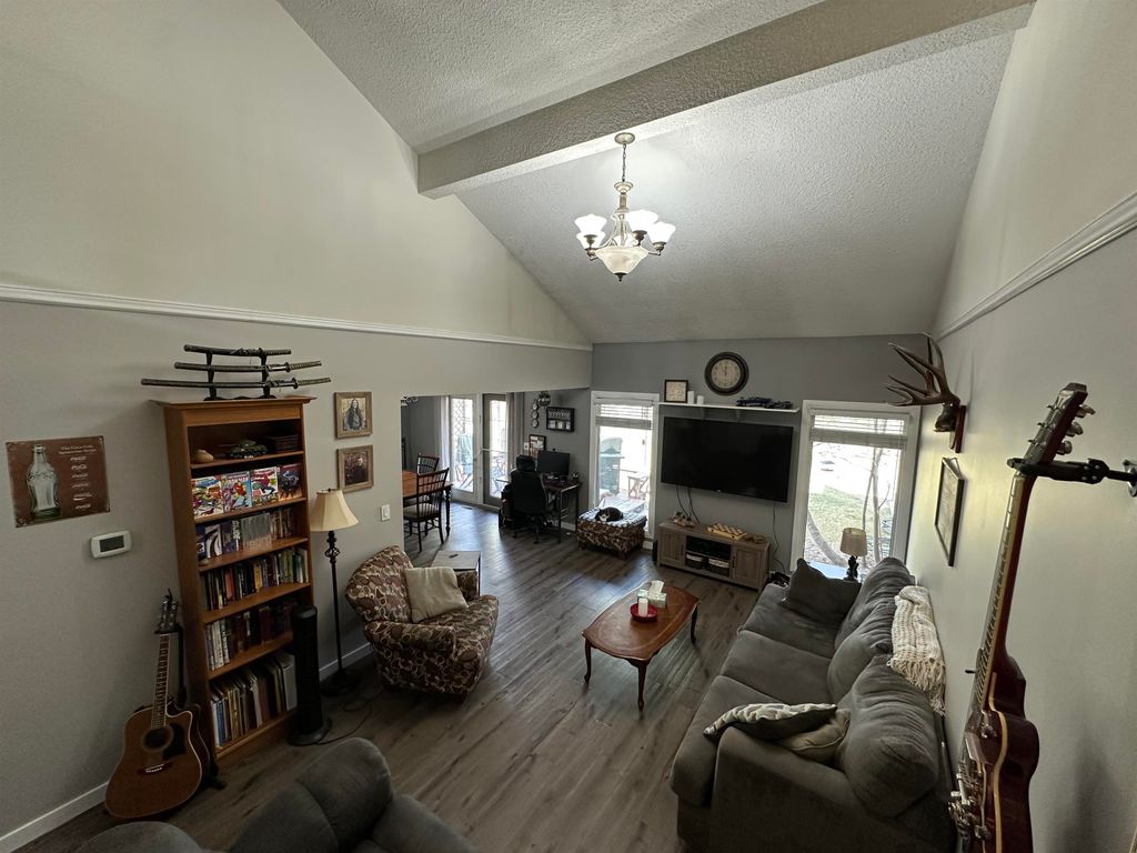 listing image 1105058224685488490