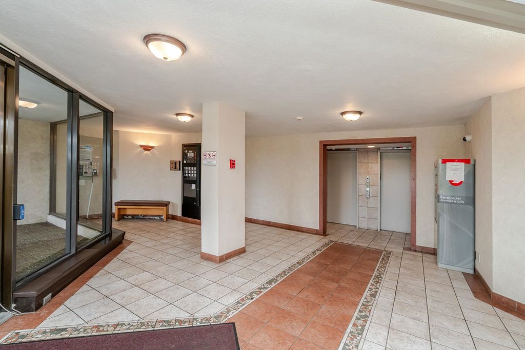 listing image 1108831846693162509