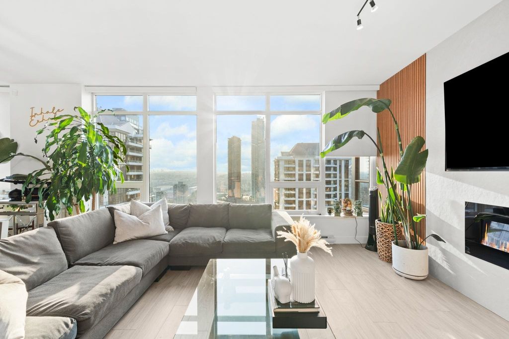 listing image 1109245094068157998