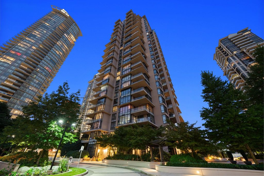 listing image 1103827480570980319