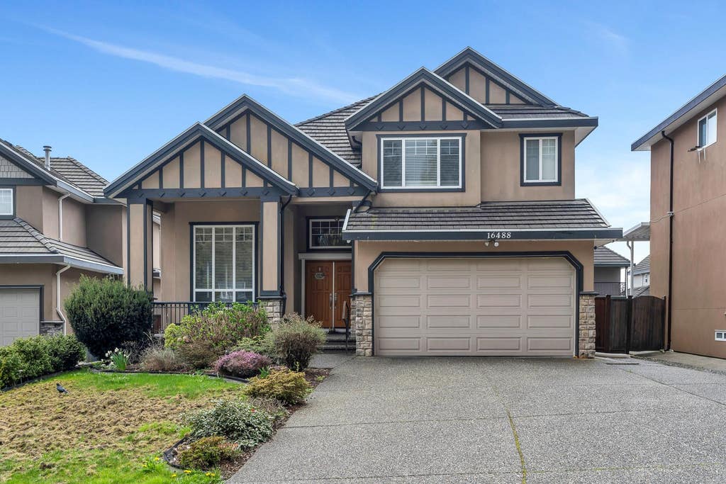 Photo of 16488 104a Avenue, Surrey, BC V4N 5S6 (MLS # R3149197)