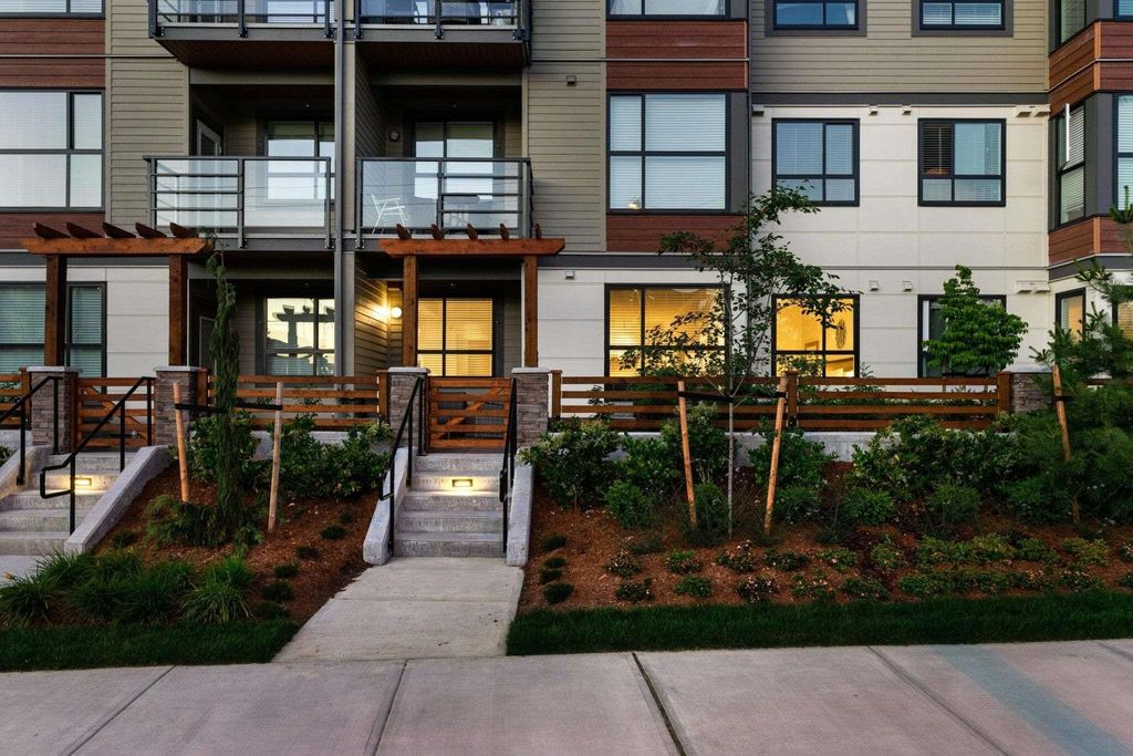 listing image 1100416779081336531