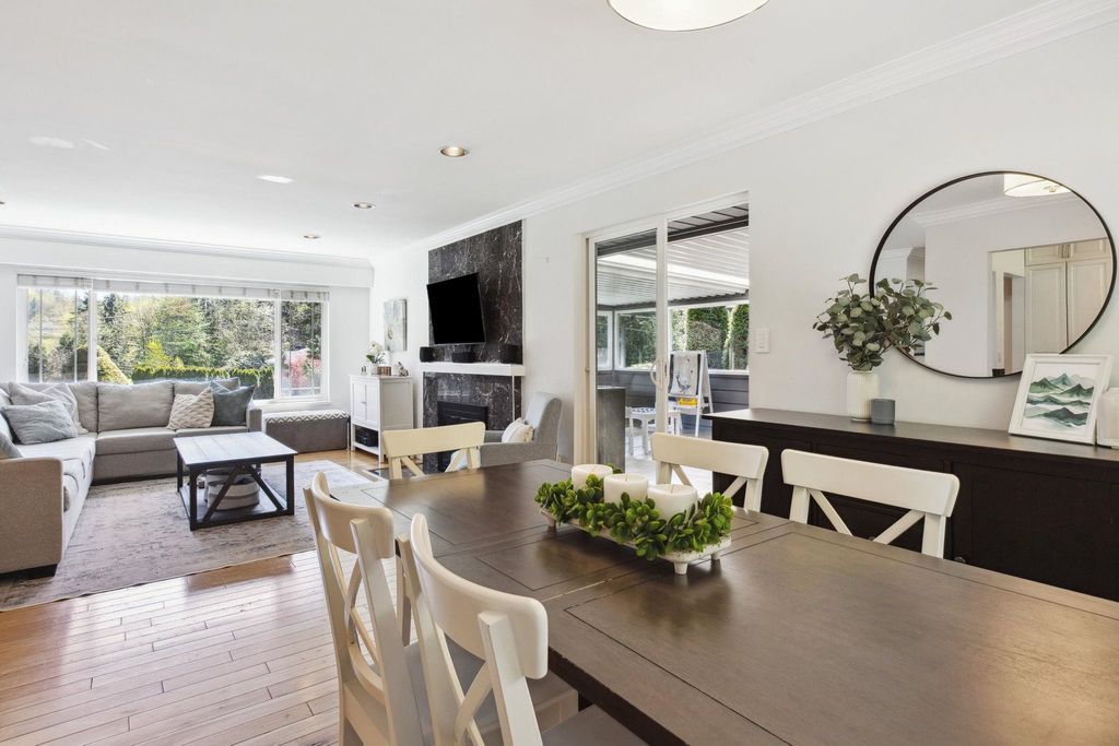 listing image 1102921246620073008