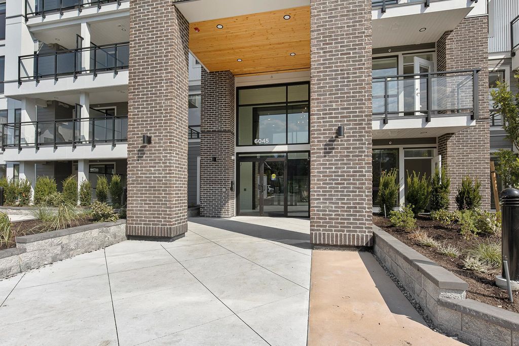 listing image 1103120434018551028