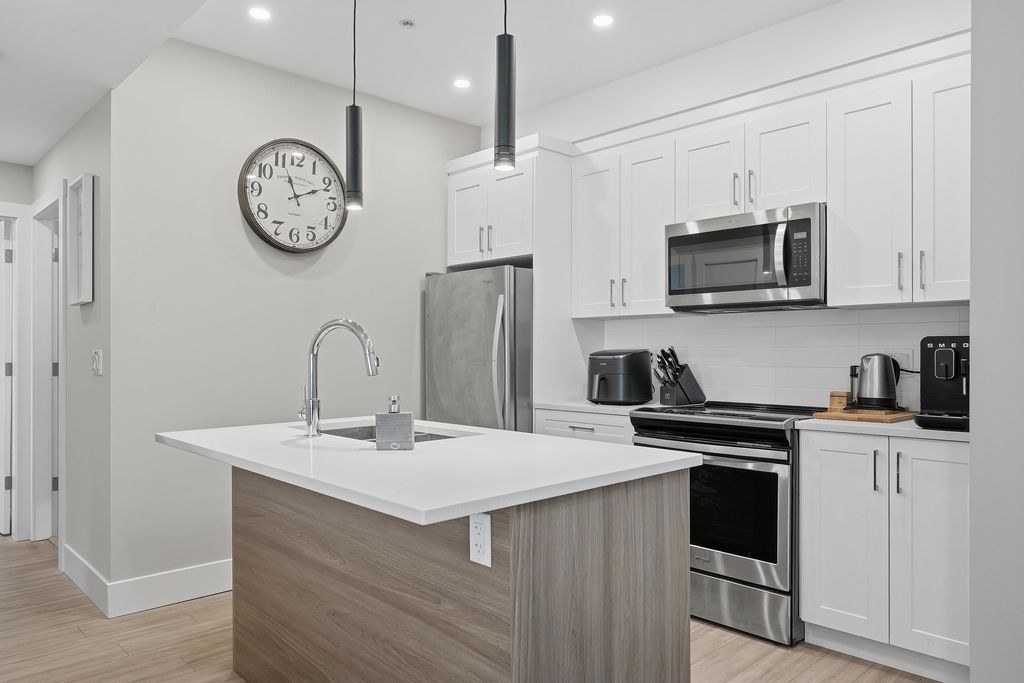 Photo of 22335 Mcintosh Avenue #307, Maple Ridge, BC V2X 3C2 (MLS # R3109724)