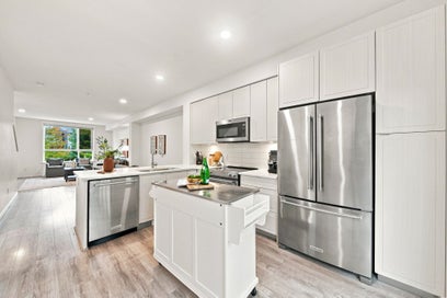 2332 Ranger Lane 3 Port Coquitlam BC V3B 0J4