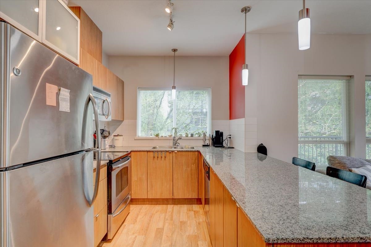 9655 King George Boulevard 215