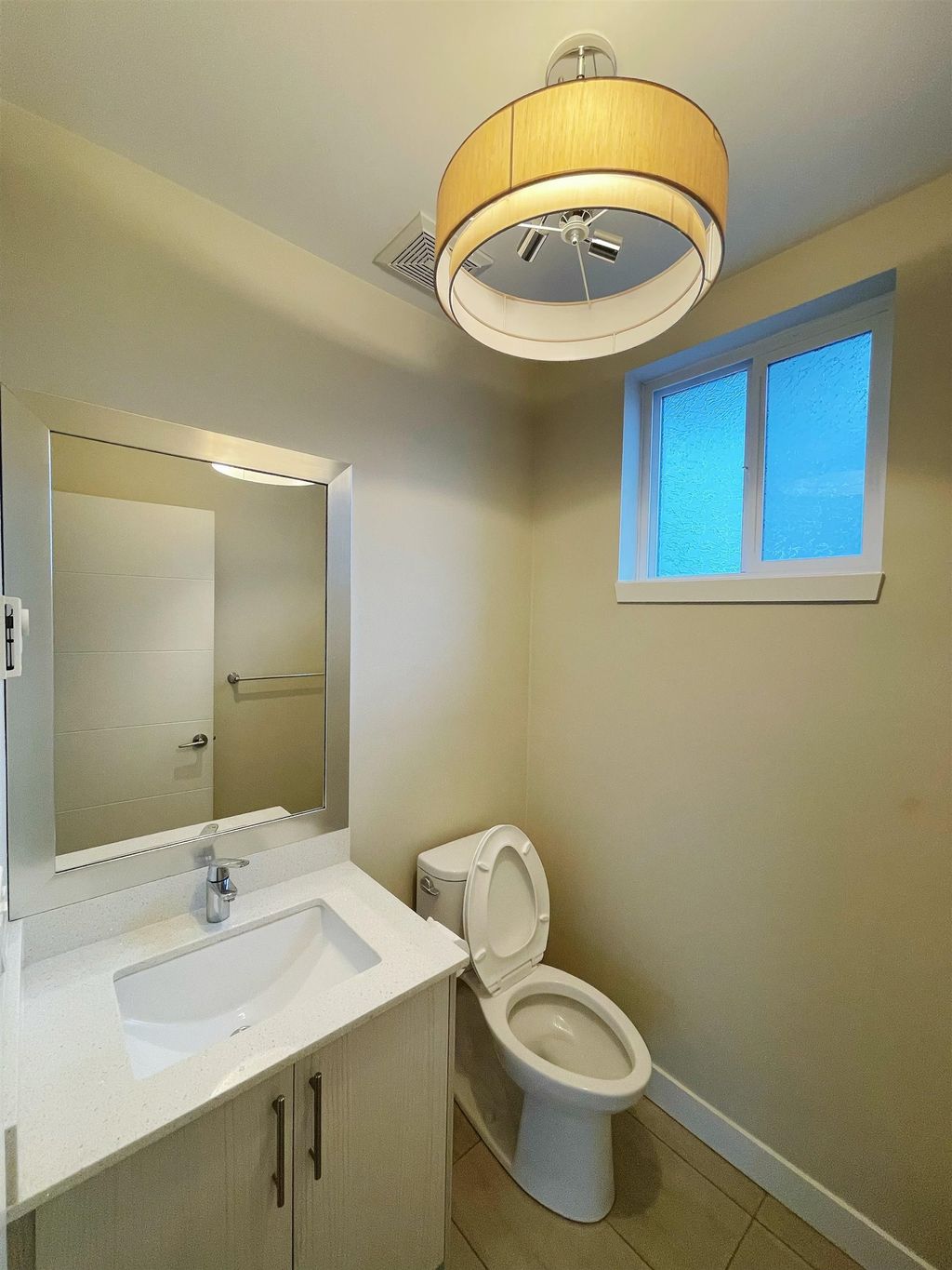 listing image 1100456349003345881