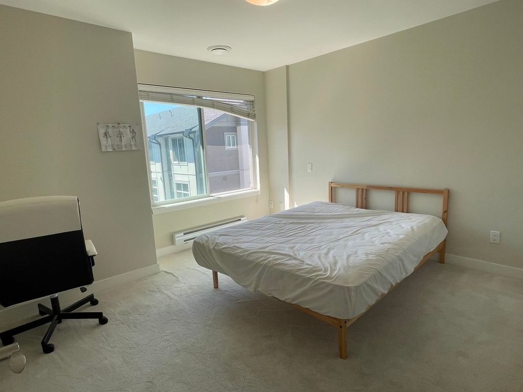 listing image 1109192012212517198