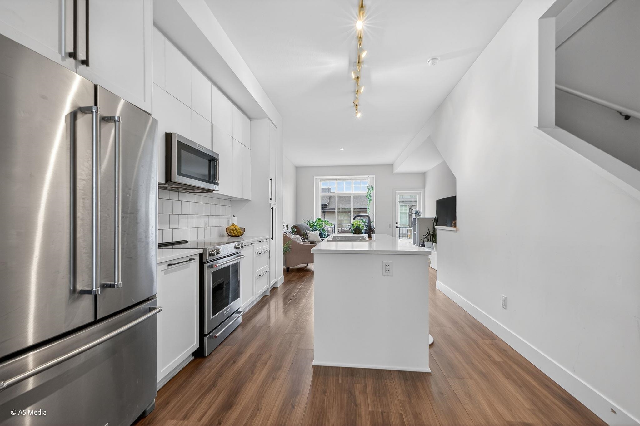 3552 Victoria Drive 44