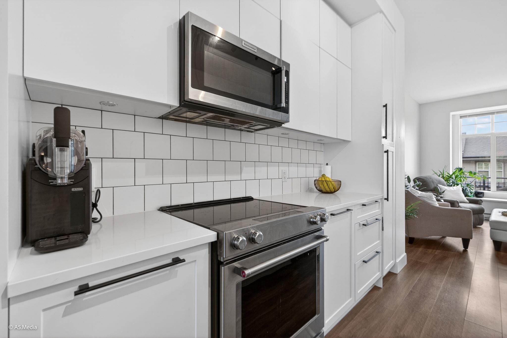 3552 Victoria Drive 44