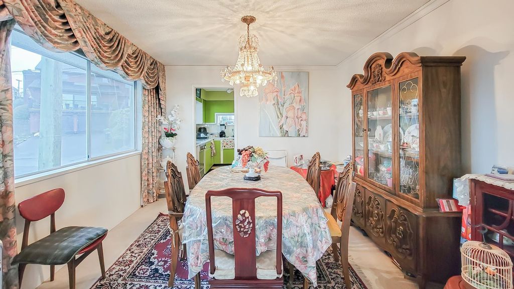 listing image 1103473569679695120