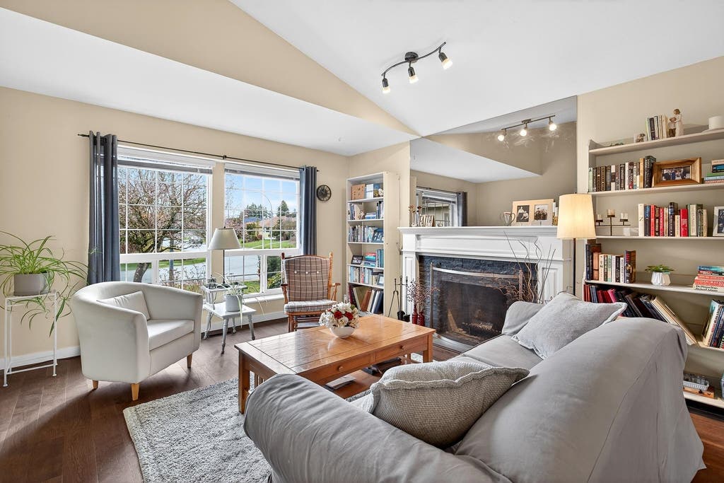 Photo of 4851 208a Street, Langley, BC V3A 5X9 (MLS # R3122801)