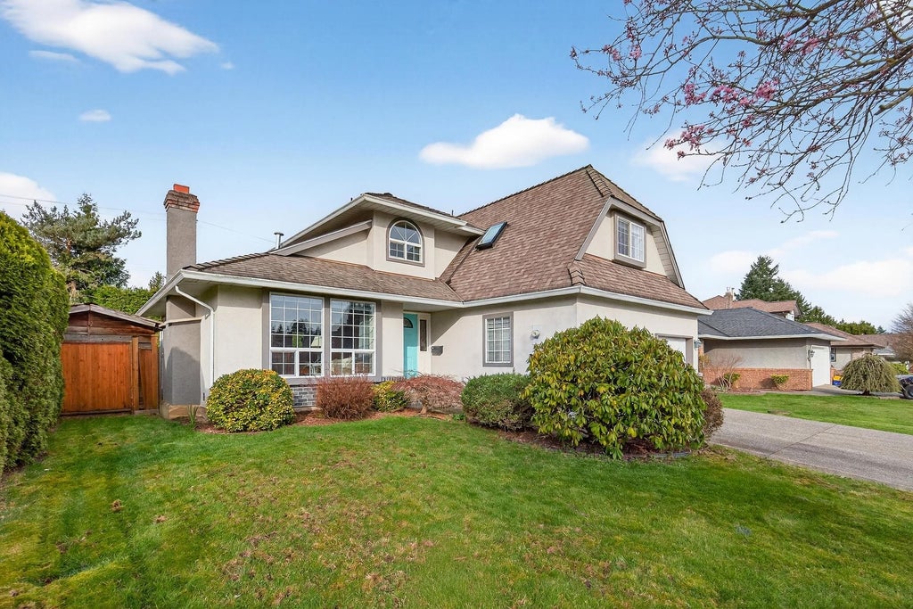 Photo of 4851 208a Street, Langley, BC V3A 5X9 (MLS # R3122801)