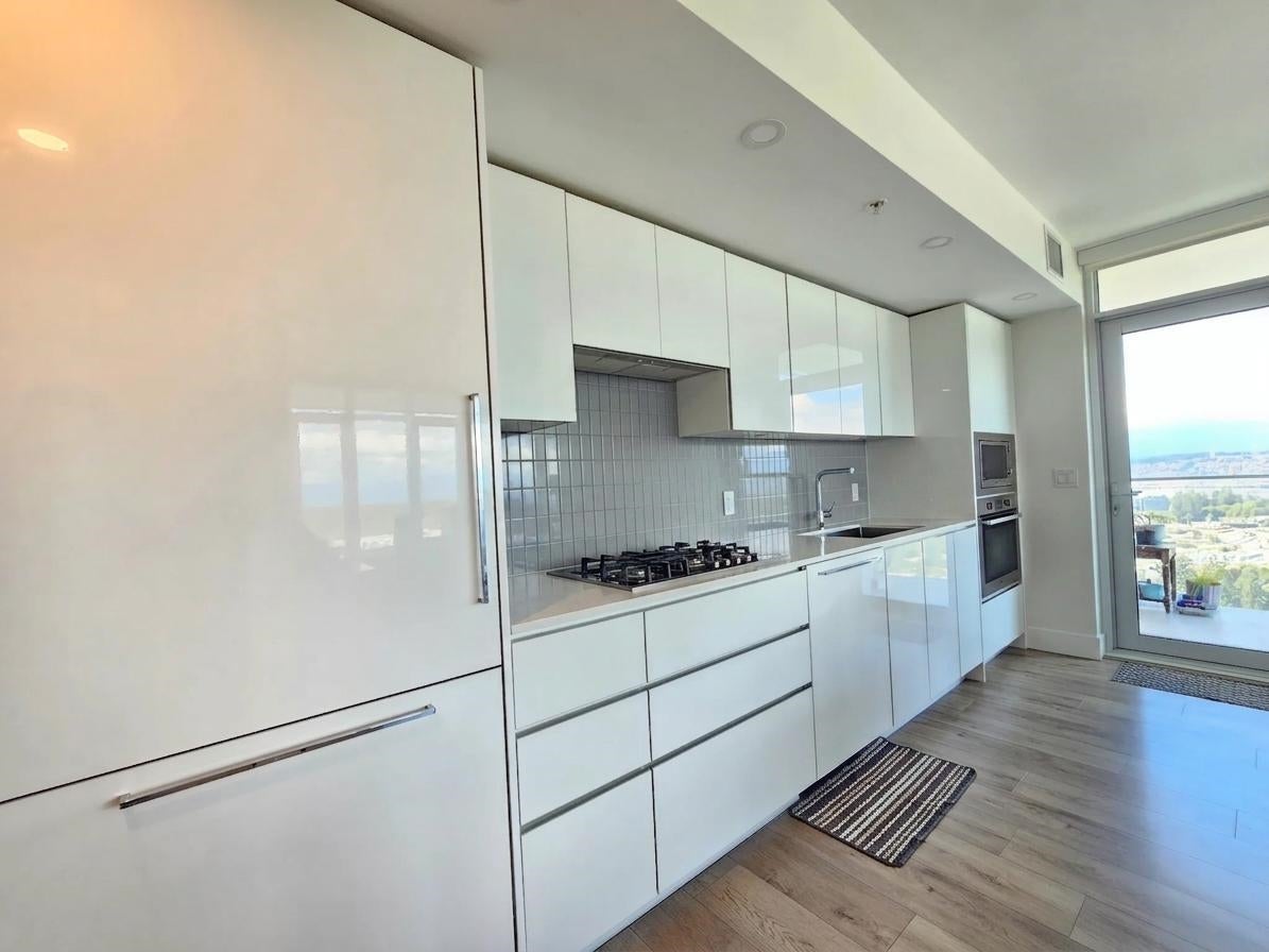 10428 Whalley Boulevard 2408