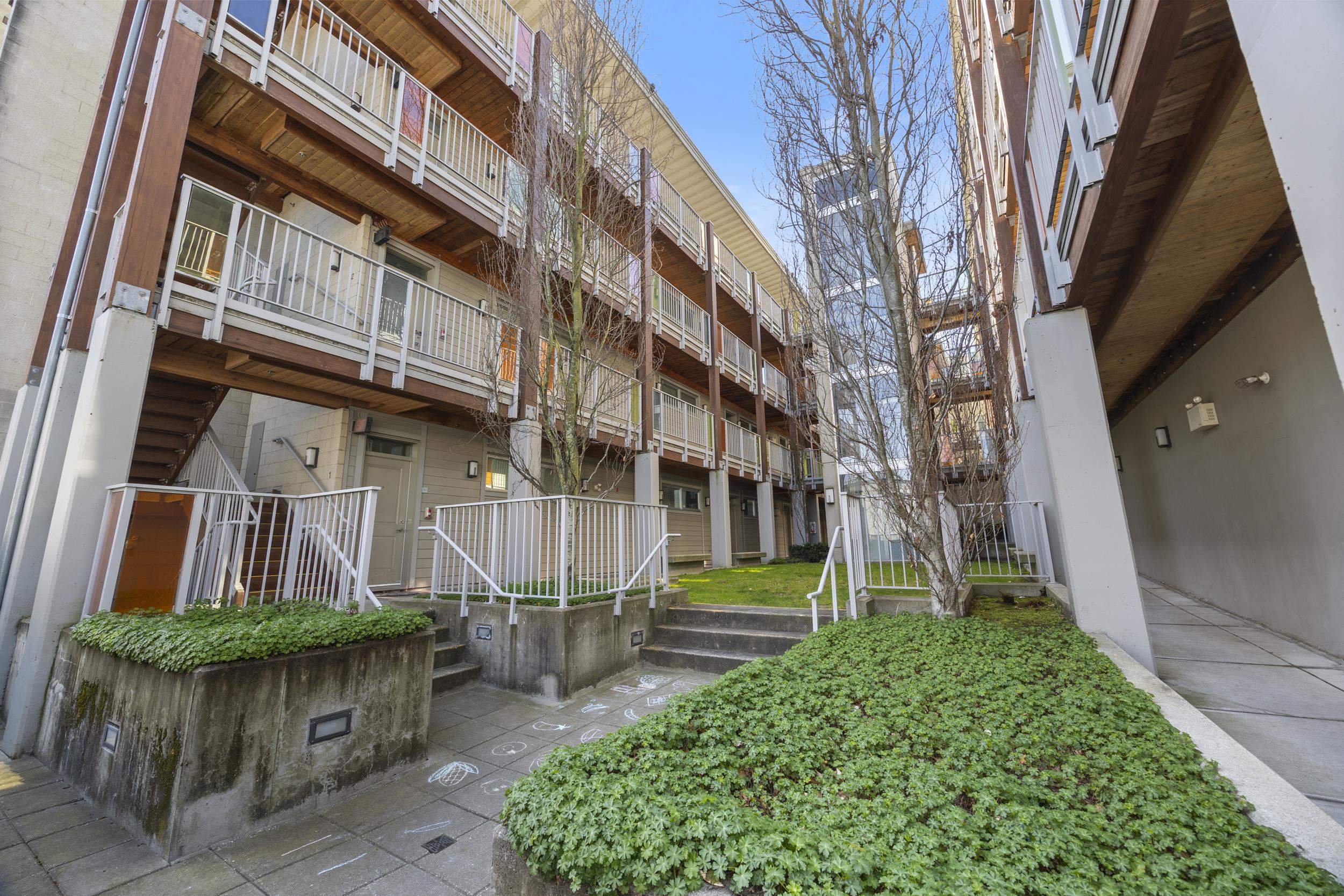 5388 Grimmer Street 311