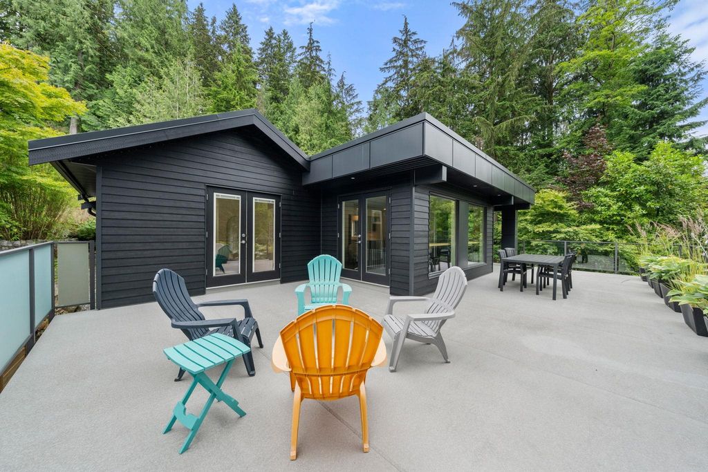 listing image 1109539244469837499