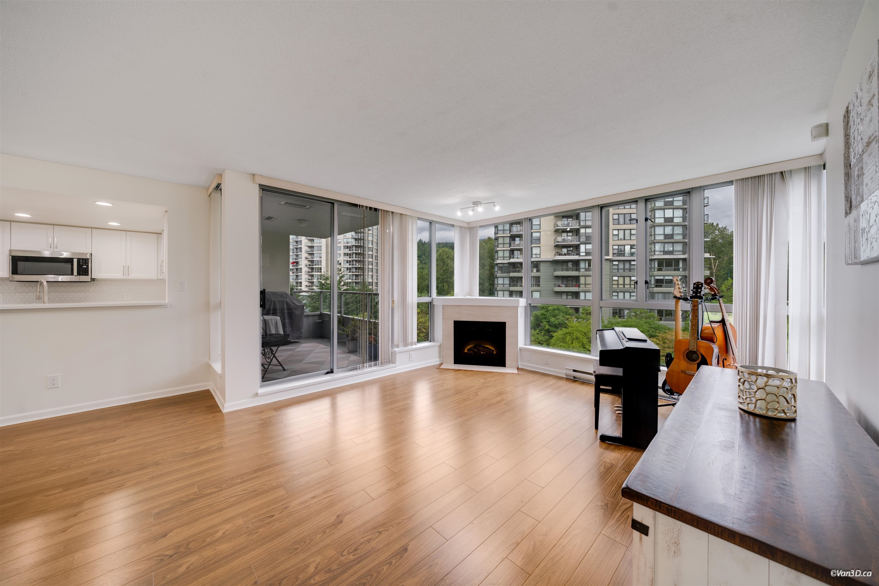 295 Guildford Way 501