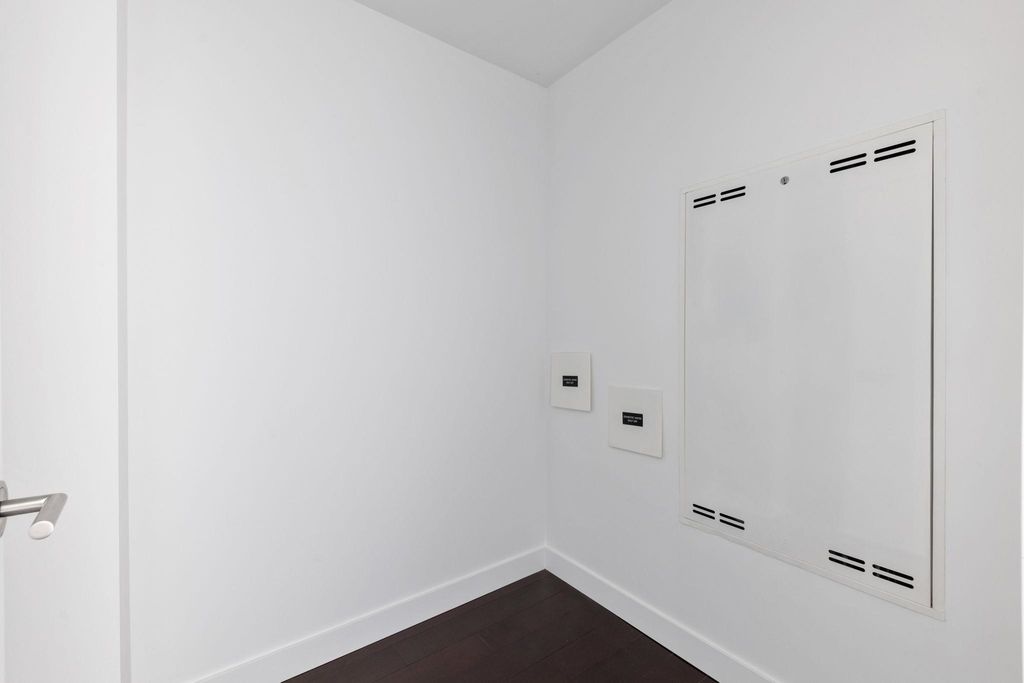 listing image 1105402030925774420