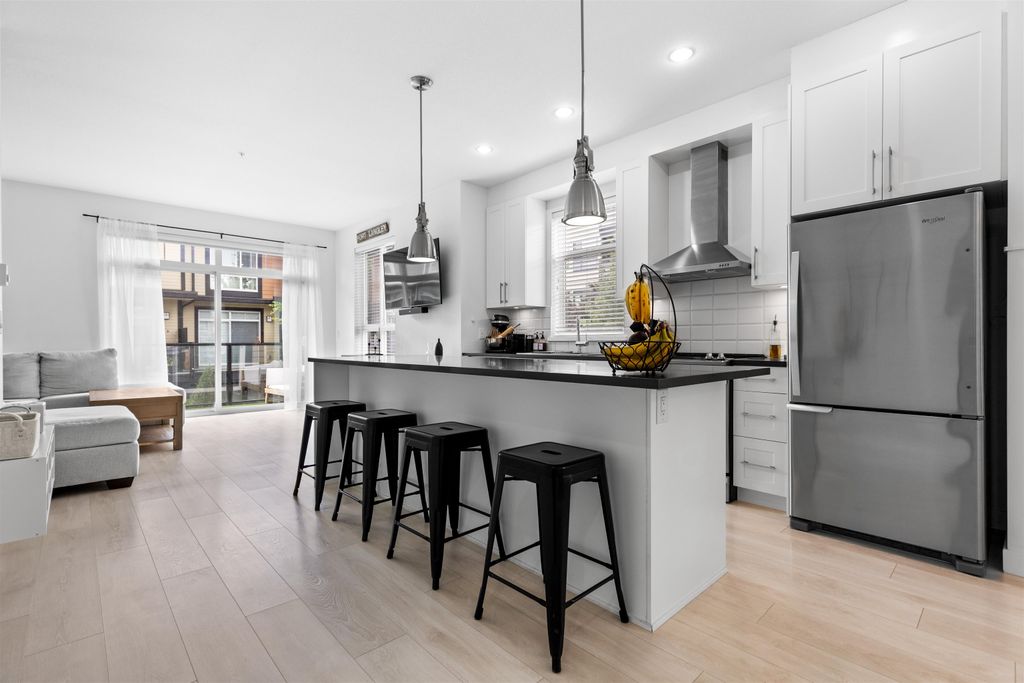 Photo of 20857 77a Avenue #80, Langley, BC V2Y 0W7 (MLS # R3124782)