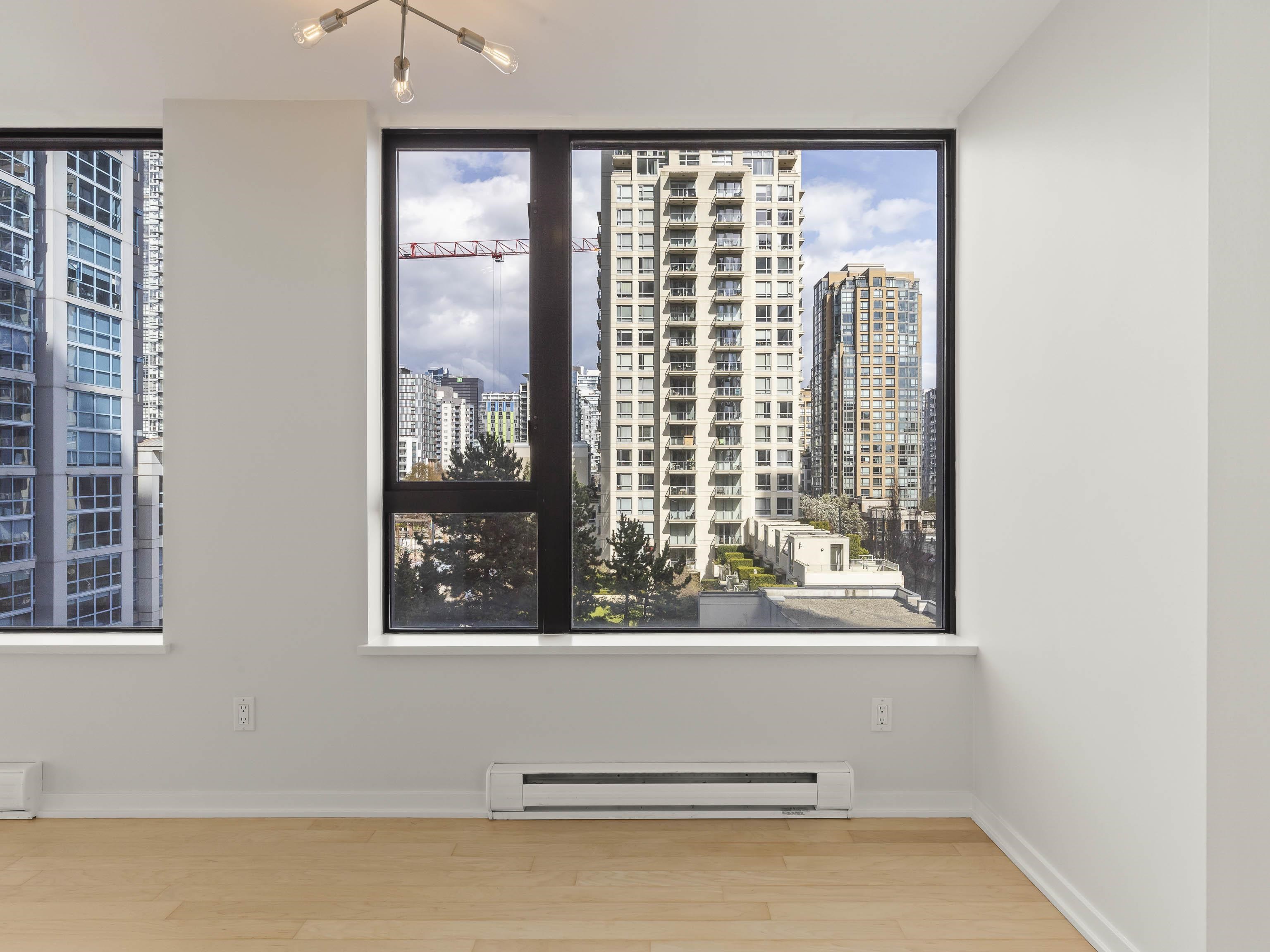 1295 Richards Street 701