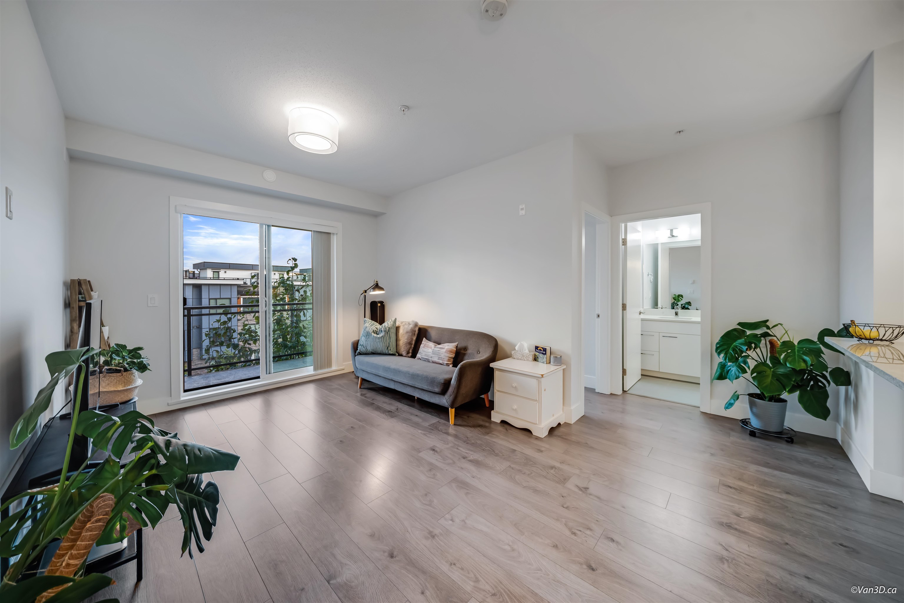 5485 Brydon Crescent 309