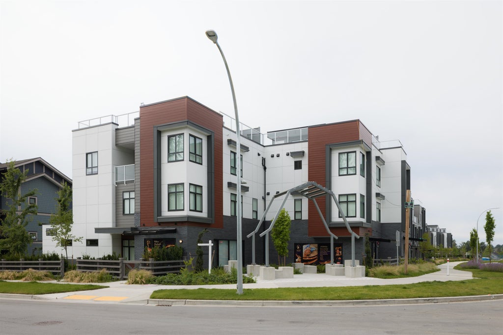 Photo of 6983 204 Street #15, Langley, BC V2Y 1P8 (MLS # R3155778)