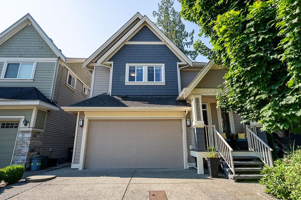 Photo of 21010 76a Avenue, Langley, BC V2Y 0L1 (MLS # R3143370)
