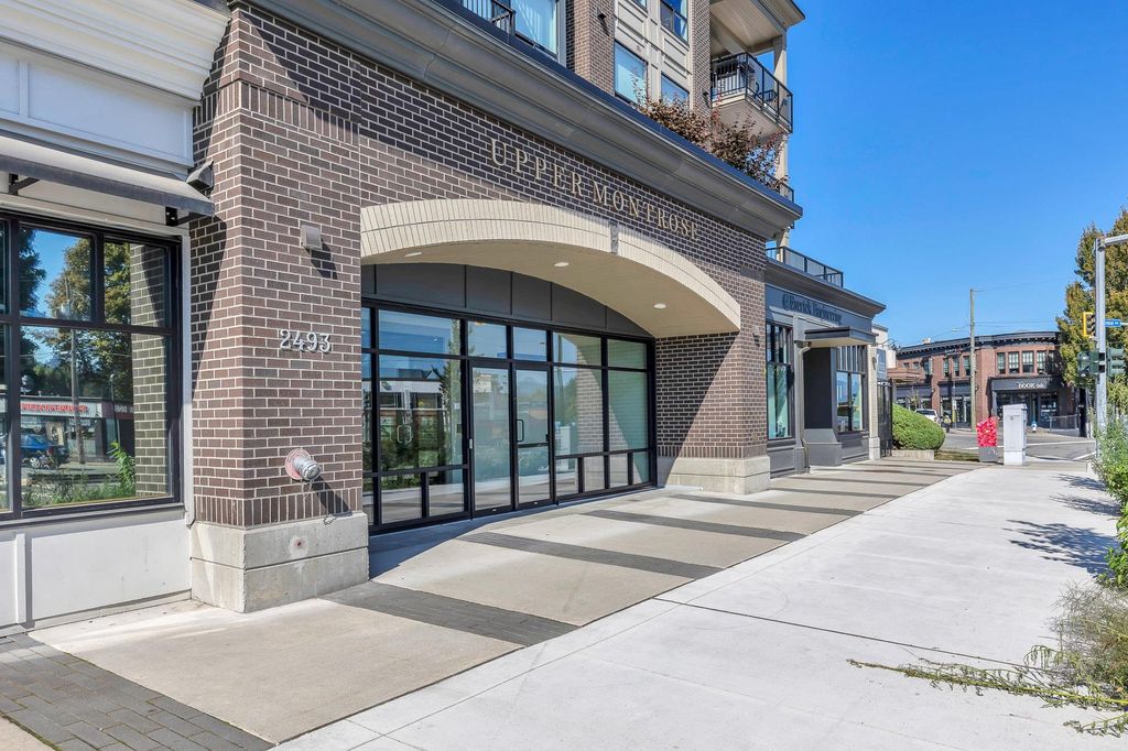 Photo of 2493 Montrose Avenue #505, Abbotsford, BC V2S 0L4 (MLS # R3112506)