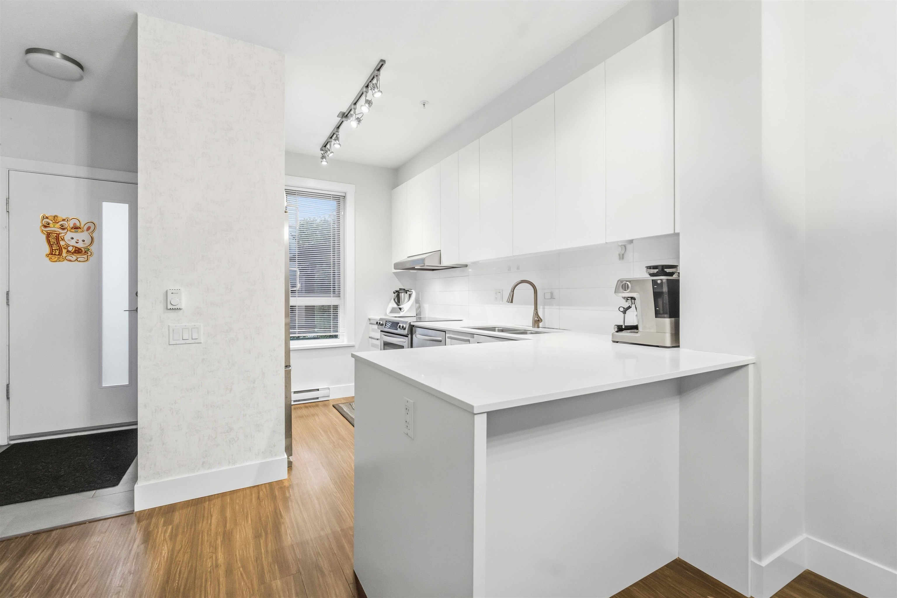 6868 Burlington Avenue 39