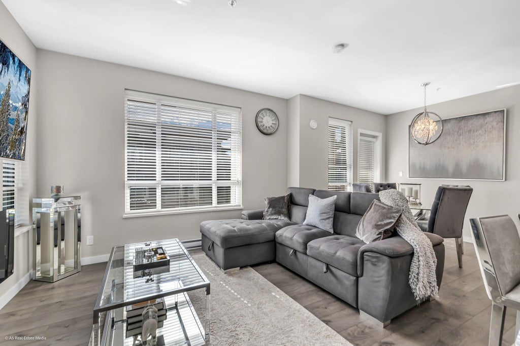 Photo of 20211 66 Avenue #D305, Langley, BC V2Y 0L4 (MLS # R3166932)