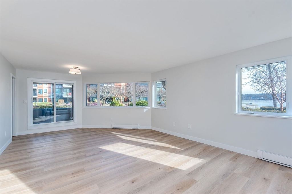 listing image 1109484681636469886