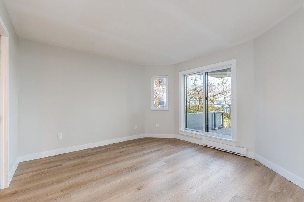 listing image 1107656872982463889