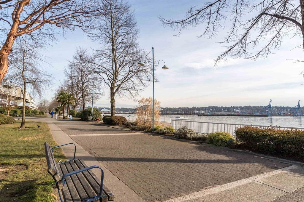 listing image 1108425434955390558