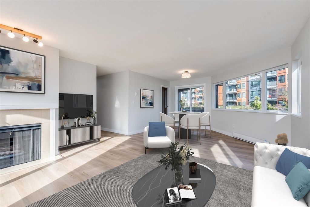 listing image 1100796759222312349