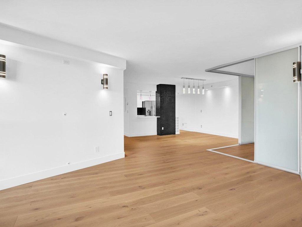 listing image 1102757103488935305