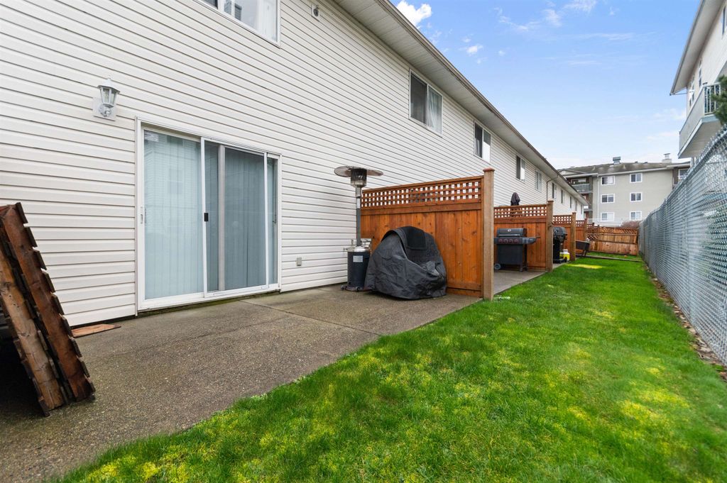 Photo of 9206 Corbould Street #1, Chilliwack, BC V2P 4A5 (MLS # R3099338)