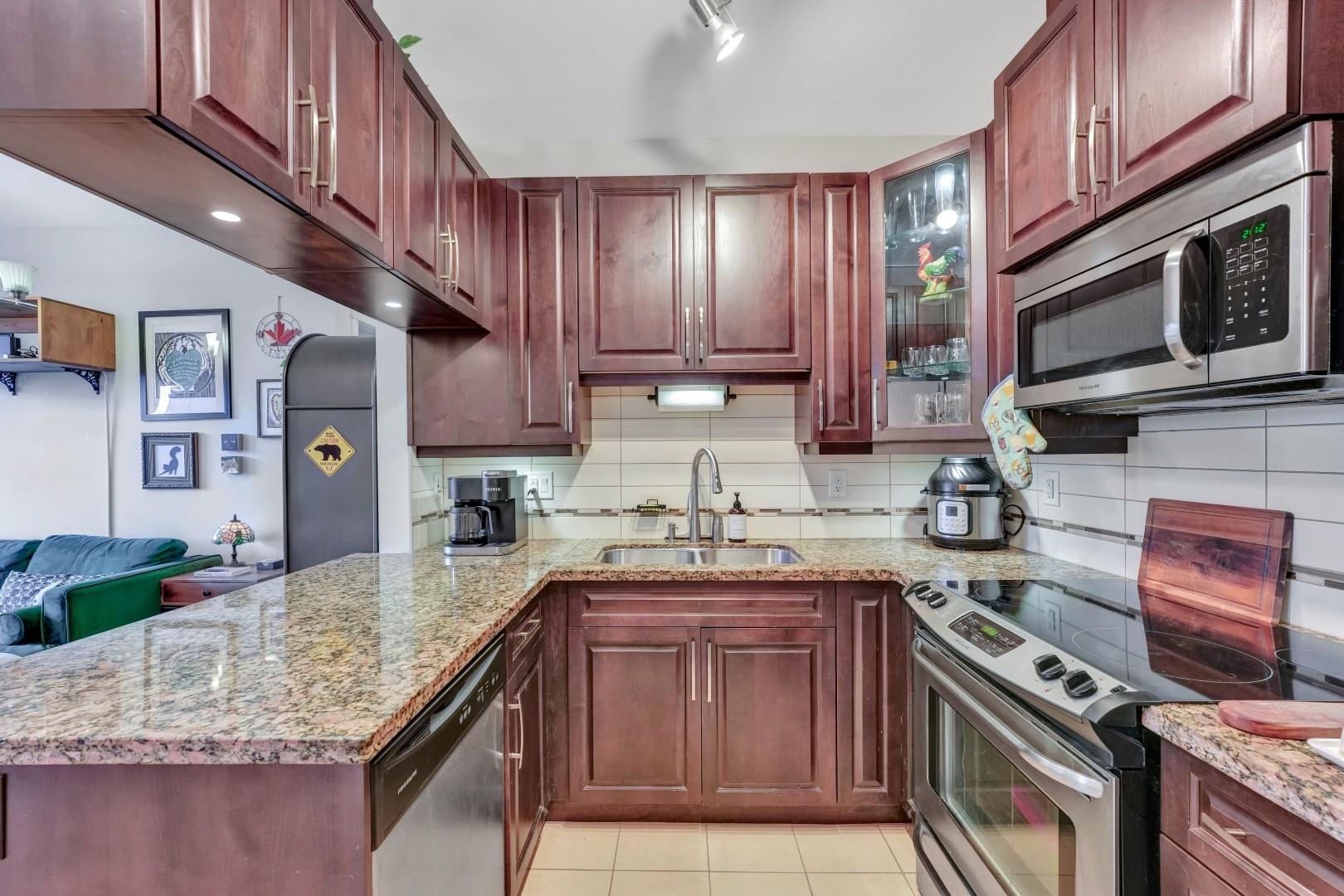 12525 190a Street 411